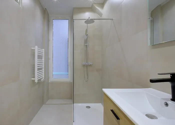 Maison Bianchi - Raspail * Νίκαια